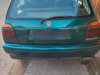 Gebraucht VW Golf III 75 PS (55 kW) 1997 Grün Kleinwagen