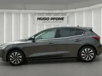 Gebraucht Ford Focus Titanium 125 PS (91 kW) 2022 Grau Limousine