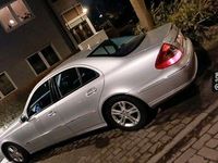 Gebraucht Mercedes E220 Avantgarde 170 PS (125 kW) 2007 Silber Limousine
