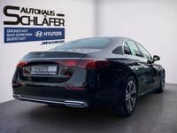 Gebraucht Mercedes E200 Advanced 227 PS (166 kW) 2024 Obsidianschwarz  metalliclack Limousine