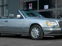 Gebraucht Mercedes E320 220 PS (161 kW) 1994 Silber Cabrio