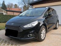 Gebraucht Ford S-MAX Titanium 180 PS (132 kW) 2017 Schwarz Van / Kleinbus