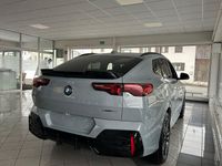 Neu BMW iX2 M Sport 230 kW (313 PS) 2025 M brooklyn grau metallic SUV