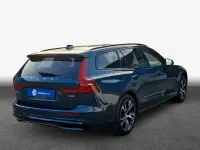 Gebraucht Volvo V60 Plus 197 PS (144 kW) 2025 Blau Kombi