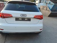 Gebraucht Audi A3 Design 116 PS (85 kW) 2018 Weiß Limousine