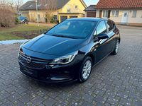 Gebraucht Opel Astra 125 PS (91 kW) 2018 Schwarz Kleinwagen