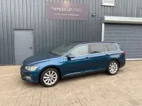 Second-hand VW Passat Business 150 CP (110 kW) 2024 Albastru Break