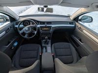 Gebraucht Skoda Superb 140 PS (102 kW) 2012 Schwarz Kombi