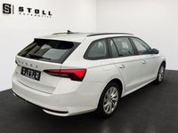 Gebraucht Skoda Octavia Selection 116 PS (85 kW) 2025 Moonweiss metallic Kombi