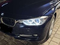 Gebraucht BMW 318 Luxury Line 143 PS (105 kW) 2014 Blau Kombi