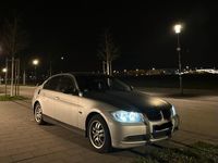 Gebraucht BMW 318 143 PS (105 kW) 2007 Limousine