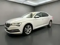 Gebraucht Skoda Superb Style 200 PS (147 kW) 2020 Weiß Limousine