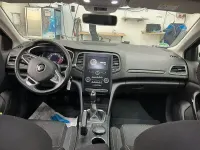 Gebraucht Renault Mégane LIMITED 131 PS (96 kW) 2018 Grau Limousine
