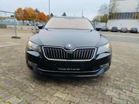 Gebraucht Skoda Superb Ambition 150 PS (110 kW) 2019 Schwarzmagic perleffekt Kombi