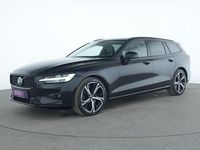 Gebraucht Volvo V60 Plus 250 PS (183 kW) 2022 Onyx black Kombi