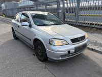 Gebraucht Opel Astra 101 PS (74 kW) 2002 Silber Limousine
