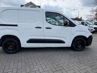 Gebraucht Peugeot Partner Premium 102 PS (75 kW) 2020 Weiß Van / Kleinbus