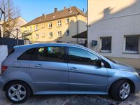 Gebraucht Mercedes E200 193 PS (141 kW) 2005 Blau Kombi