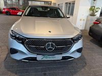 Gebraucht Mercedes E200 204 PS (150 kW) 2024 Silber Kombi