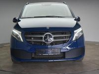 Gebraucht Mercedes V220 Avantgarde 163 PS (119 kW) 2022 Blau Van / Kleinbus