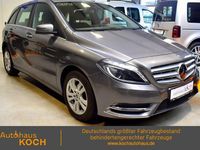 Gebraucht Mercedes B180 122 PS (89 kW) 2014 Mountaingrau Van / Kleinbus