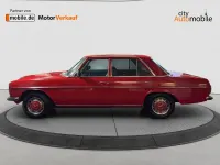 Gebraucht Mercedes 200 86 PS (63 kW) 1973 Rot Limousine