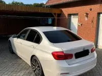 Gebraucht BMW 318 150 PS (110 kW) 2016 Weiß Limousine