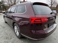 Gebraucht VW Passat Highline 150 PS (110 kW) 2015 Rot Kombi