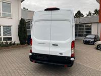Gebraucht Ford Transit Trend 131 PS (96 kW) 2023 Weiß Van / Kleinbus