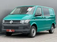 Gebraucht VW Transporter 114 PS (83 kW) 2018 Smaragdgruen Van