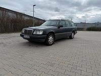 Gebraucht Mercedes 220 150 PS (110 kW) 1994 Braun Kombi