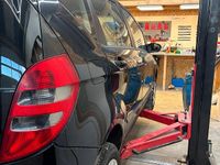 Gebraucht Mercedes A170 Avantgarde 116 PS (85 kW) 2005 Schwarz Kleinwagen