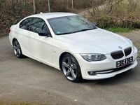 Gebraucht BMW 330 Performance 272 PS (200 kW) 2011 Weiß Coupé