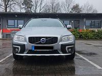 Gebraucht Volvo XC70 Summum 215 PS (158 kW) 2015 Silber Kombi