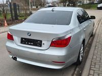 Gebraucht BMW 520 170 PS (125 kW) 2003 Silber Limousine
