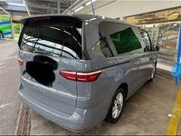 Gebraucht VW Multivan 150 PS (110 kW) 2023 Grau Van