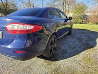 Gebraucht Renault Fluence 110 PS (80 kW) 2012 Blau Limousine