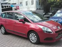 Gebraucht Peugeot 5008 Tendance 120 PS (88 kW) 2010 Rot Van / Kleinbus