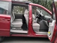 Gebraucht Kia Carnival 190 PS (139 kW) 2008 Rot Van / Kleinbus