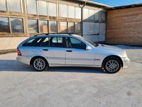 Gebraucht Mercedes C220 150 PS (110 kW) 2005 Silber Kombi