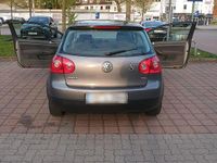 Second-hand VW Golf 89 CP (65 kW) 2005 Gri Coupe