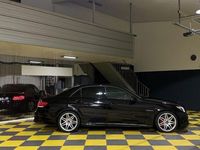 Gebraucht Mercedes E400 Avantgarde 333 PS (244 kW) 2015 Schwarz Limousine