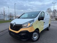 Gebraucht Renault Trafic Komfort 116 PS (85 kW) 2015 Weiß Van / Kleinbus