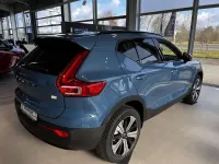 Gebraucht Volvo XC40 Plus 261 PS (191 kW) 2023 Fjord blue metallic SUV
