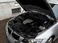 Gebraucht BMW 320 177 PS (130 kW) 2008 Silber Kombi
