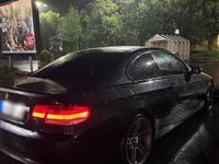 Gebraucht BMW 325 218 PS (160 kW) 2008 Schwarz Coupé