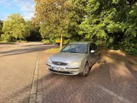 Gebraucht Ford Mondeo Ambiente 110 PS (80 kW) 2004 Andere farben Limousine