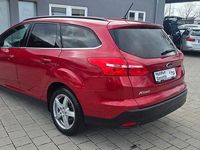 Gebraucht Ford Focus 125 PS (91 kW) 2018 Rot Limousine