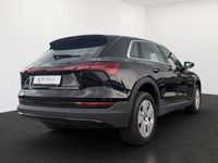 Gebraucht Audi e-tron Basis 230 kW (313 PS) 2021 Schwarz SUV