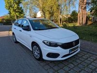 Usado Fiat Tipo 120 CV (88 kW) 2019 Blanco Familiar